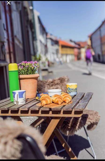 Nydelig Leilighet I Bakklandet Trondheim Esterno foto